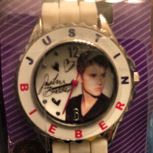 Justin Bieber Watch - Picture 2 of 2